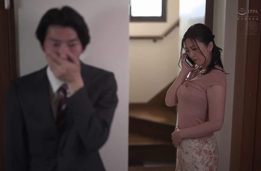 JUQ-140 Akhirnya istri saya hamil, tapi saya tidak tahu anak siapa karena saya tidak subur