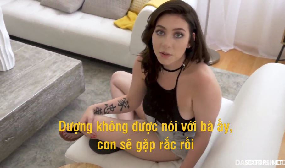 Ayah tiri memeras putri istri Vietsub
